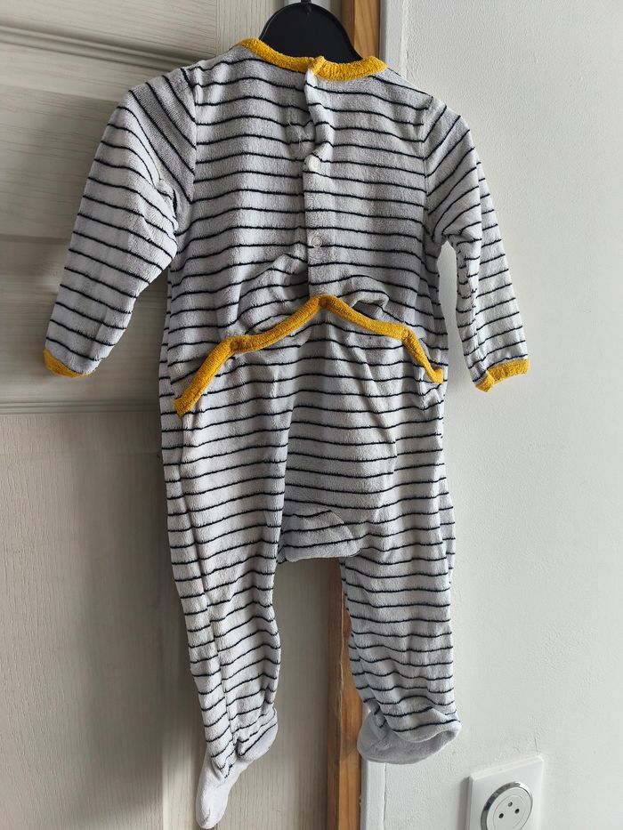 Pyjama - photo numéro 5