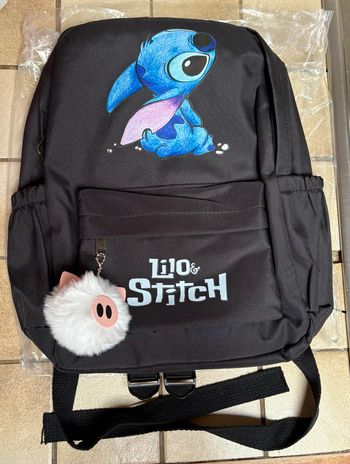 Sac à dos noir STITCH pour filles ou garçons (38 X 28 x 11 cm) Neuf juste déballé pour la photo