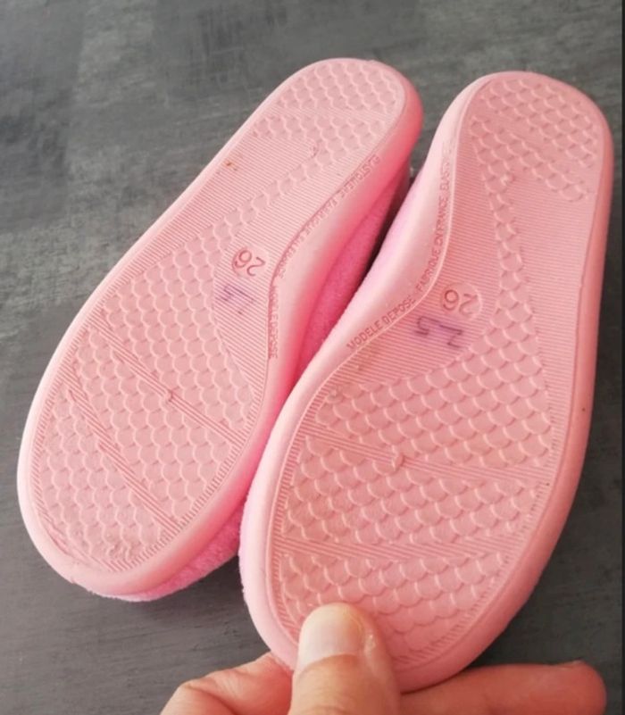 Chaussons rose - photo numéro 3