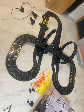 Circuit de voiture electrique