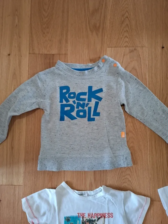 Lot 1 sweat + 3 t-shirts 23/24 mois - Très bon état - photo numéro 2