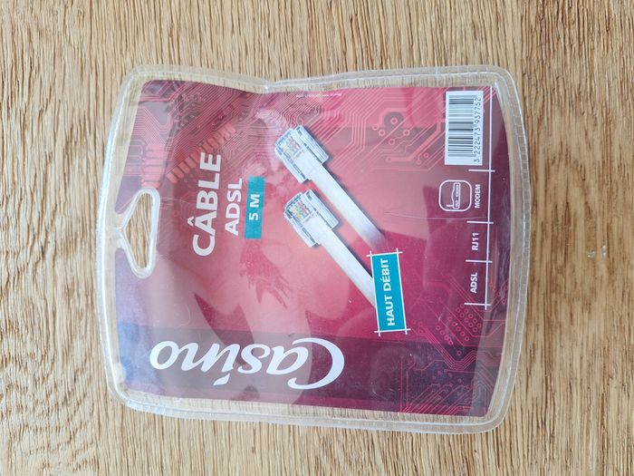 câble ADSL 5 mètres - neuf emballé