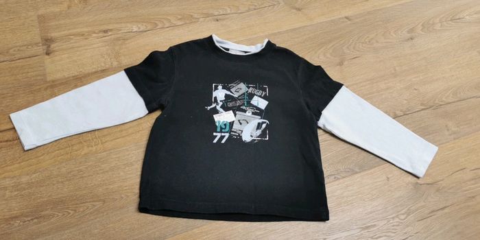 Tee shirt cyrillus