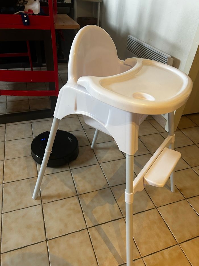 Chaise haute - photo numéro 2