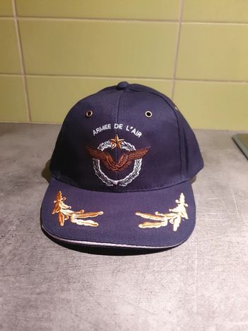 Casquette brodée