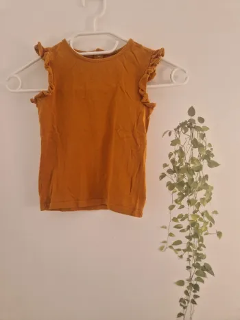 🌟 Joli haut sans manches à volants 🌟