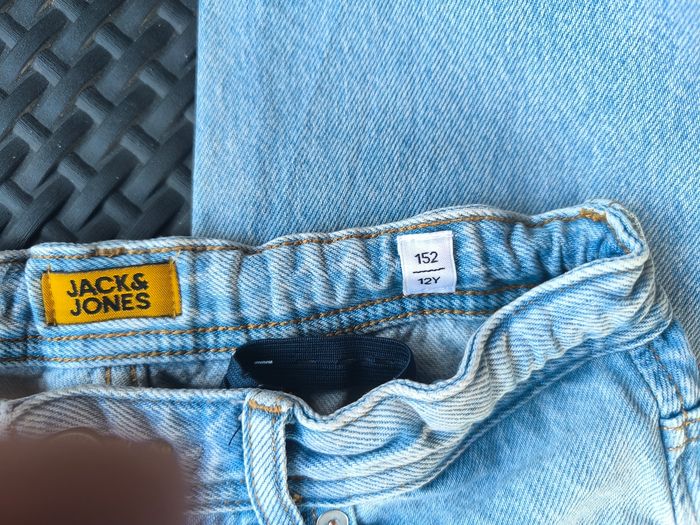Jean ( Relaxed Chris )"baggy" Jack and Jones 12 ans - photo numéro 4