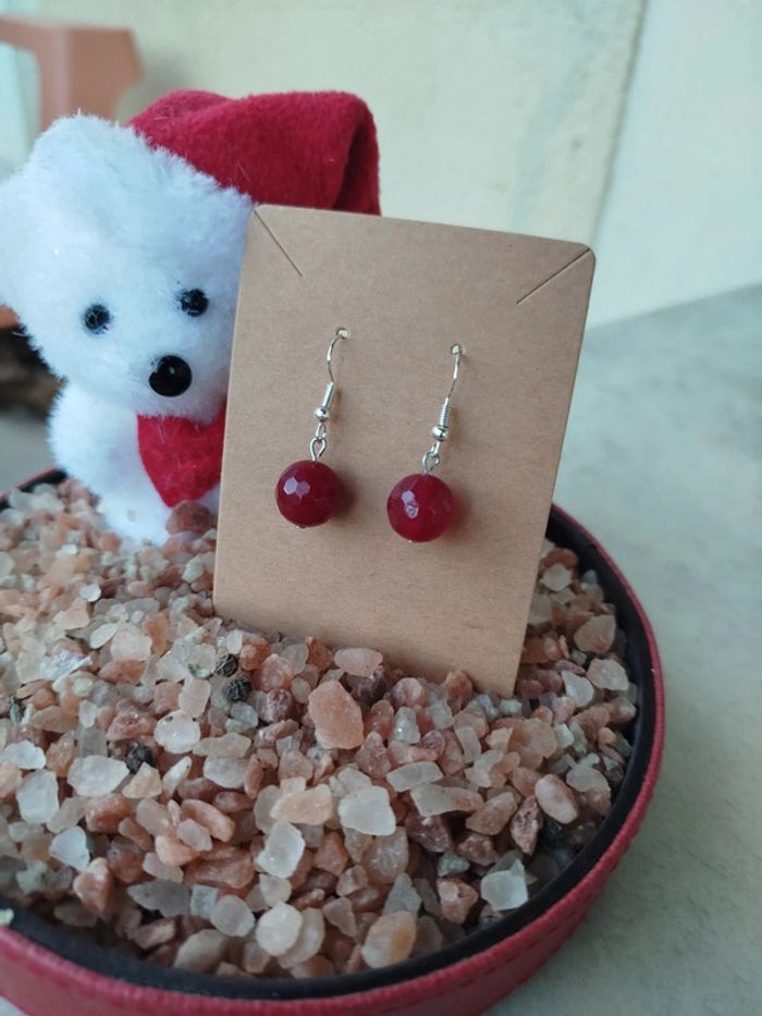 Boucles d'oreilles en Jade Rouge Naturelle