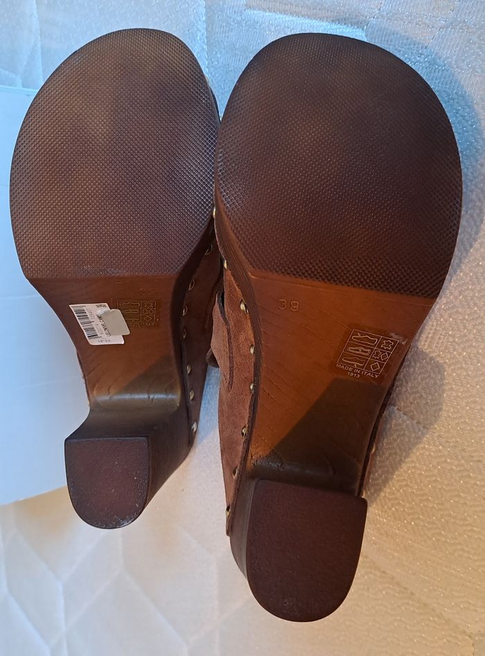 Très beaux sabots San Marina en 39 - photo numéro 6