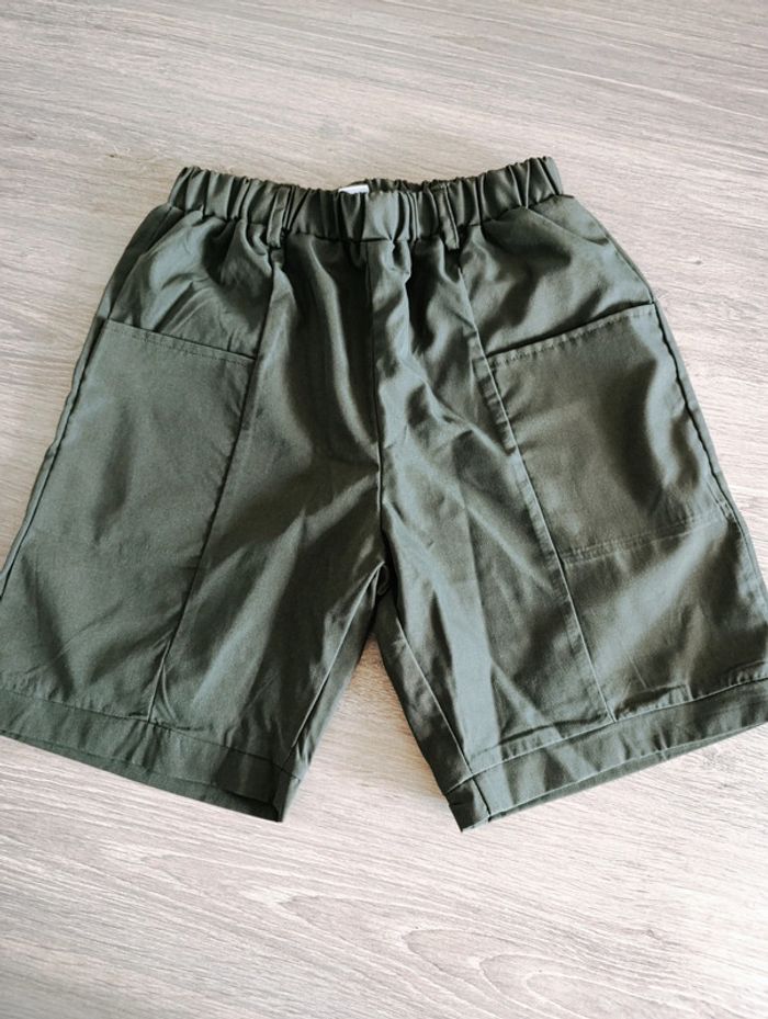 Ensemble fille Short/ bermuda kaki + débardeur noir Shein 13-14 ans - photo numéro 2