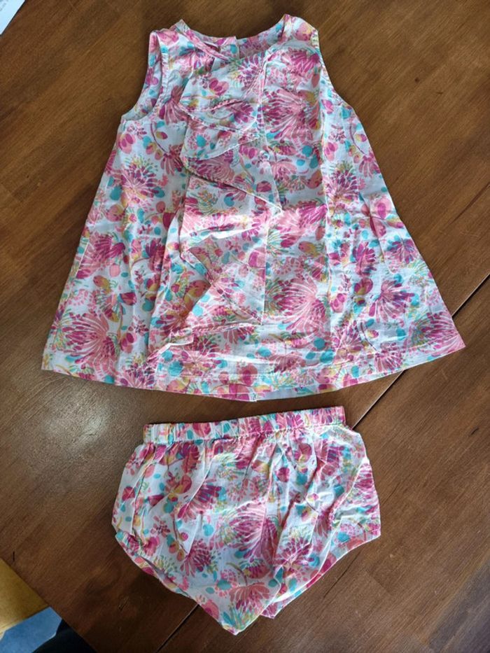 Lot vetements bébé fille 6 mois - photo numéro 3