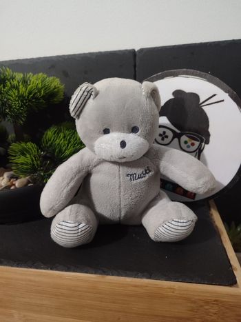 doudou peluche musti mustela ours gris bleu rayé rayure marine blanc DD003432