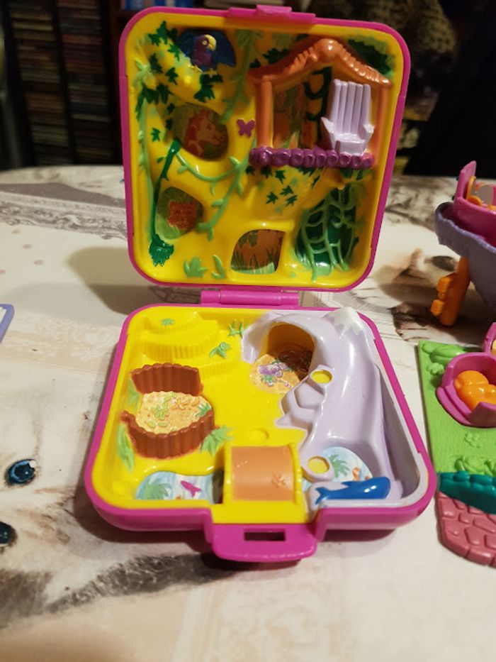 Lot polly pocket vintage - 1995 Livre Sparkle snowland + 1994 Maison lapin + 1989 wild zoo - photo numéro 9