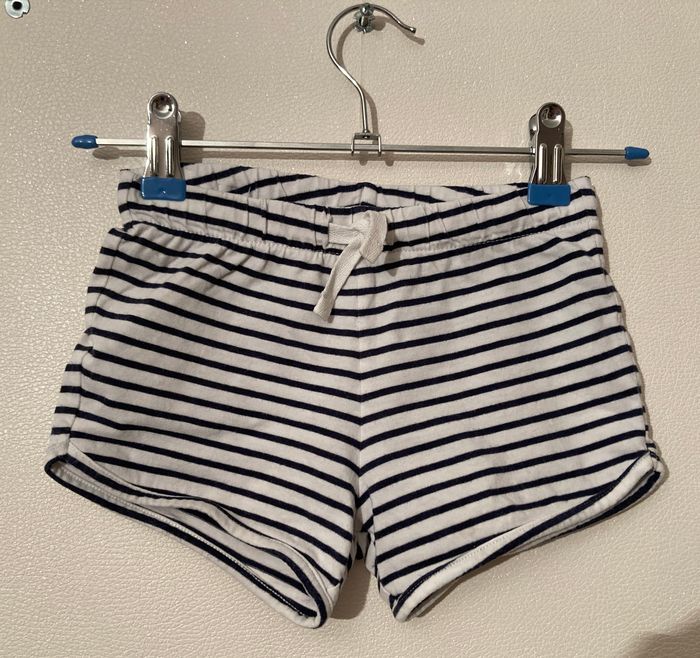 short rayé marine et blanc