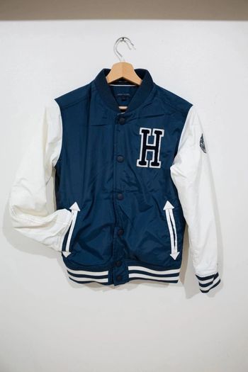 C53 blouson marine Tommy Hilfiger 12 ans