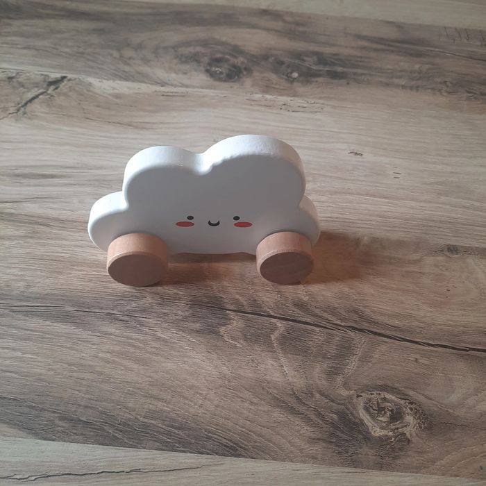 Nuage en bois qui roule