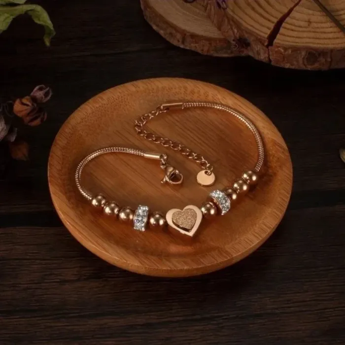 Bracelet Cœur Doré avec Perles et Strass - Élégance Intemporelle - photo numéro 3