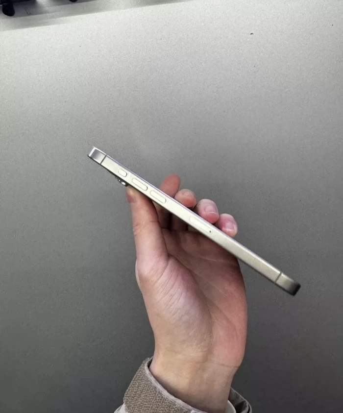 Iphone -15-pro-max - photo numéro 3