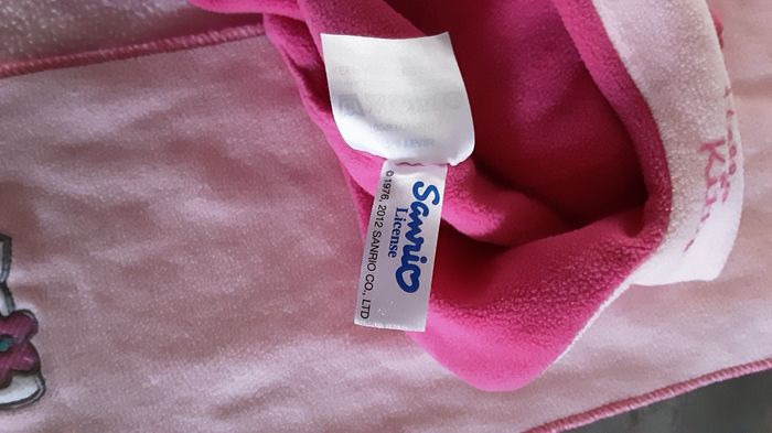 Ensemble bonnet et écharpe Hello Kitty - photo numéro 4