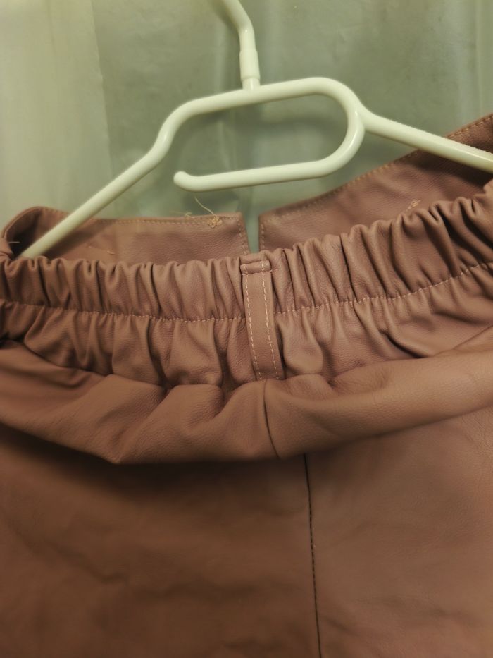 Short simili cuir enfant taille 12 ans boutique indépendante - photo numéro 3