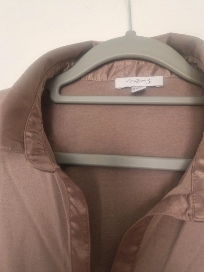 Haut 1 2 3, 38/40 - photo numéro 2