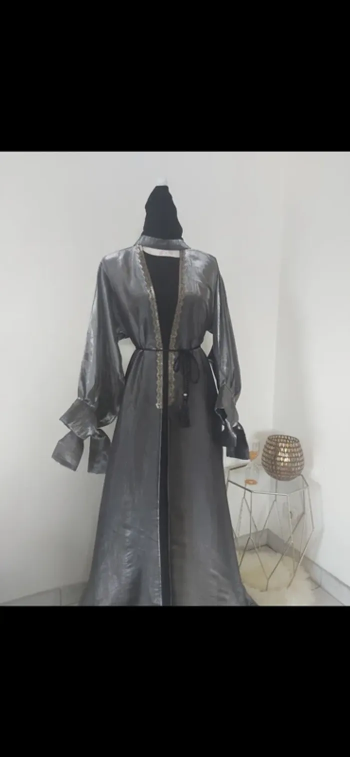 Robe kimono 👘 4 pièces argenté noir neuve - photo numéro 3