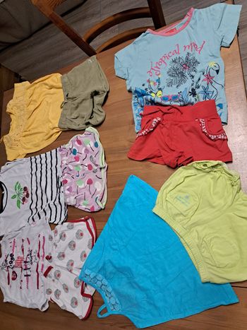 Ensembles shorts et t.shirts 3 ans