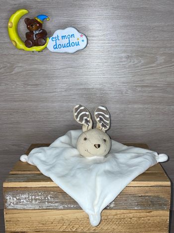DDC37 doudou et compagnie lapin 🐰