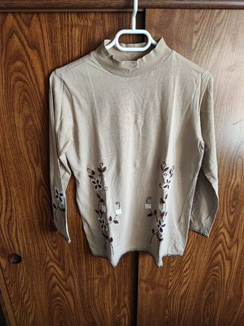 T shirt col montant manche longue taille 38/40