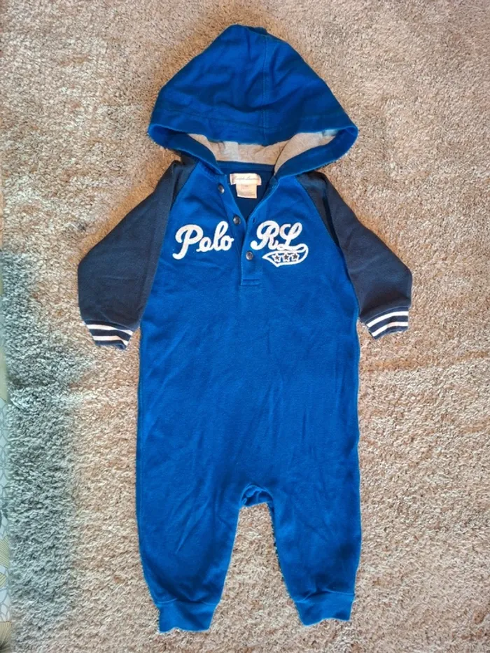 Combinaison  ralph lauren taille 6 mois