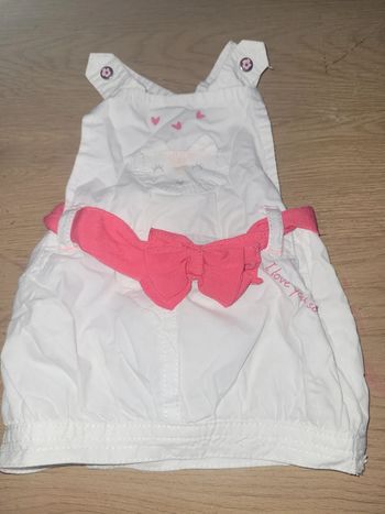 Robe 1mois