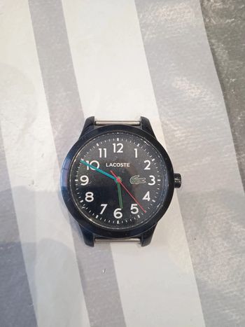 Montre Lacoste