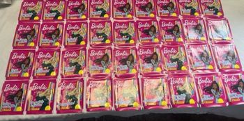 36 Sachets de stickers Panini BARBIE