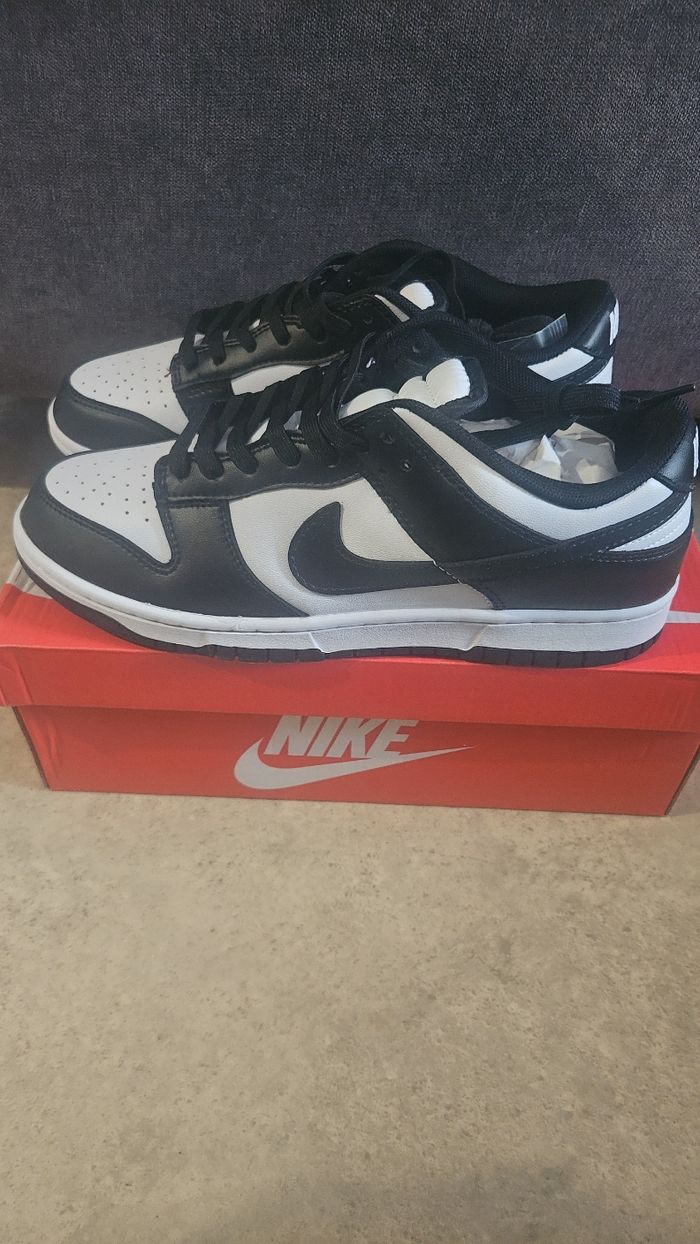 Basket nike dunk neuf - photo numéro 3