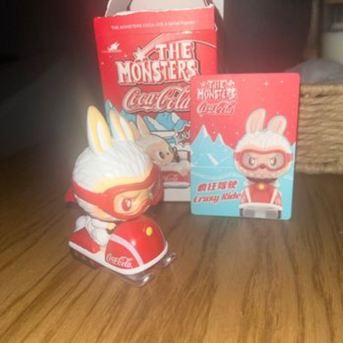Figurine Labubu the monsters coca cola crazy ride - photo numéro 2