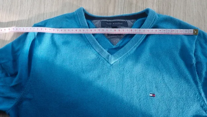 Pull a col V Tommy Hilfiger bleue Cachemire Femme Taille S - photo numéro 4