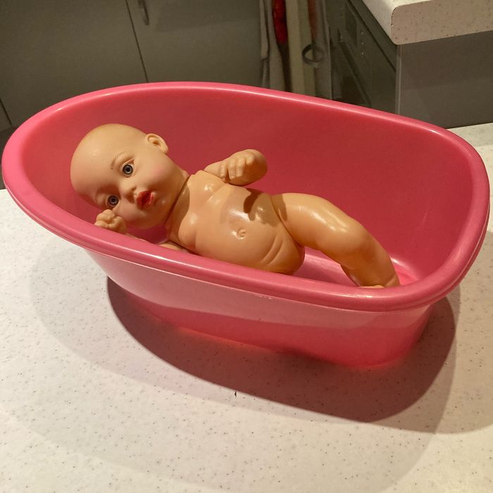 Baigneur avec baignoire 36 x23 x 13 cm