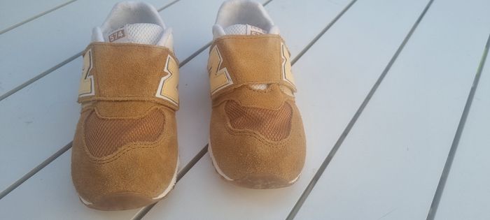 Vend basket New balance pour garçon