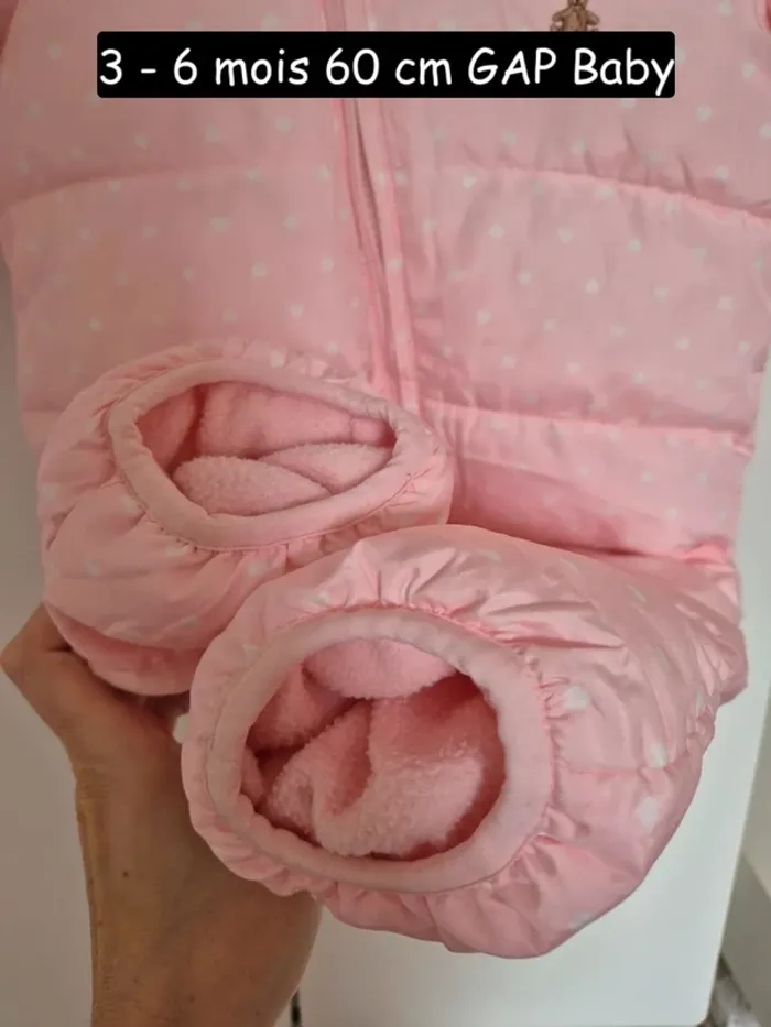 Combi pilote bébé 60 cm 3- 6 mois
GAP baby rose petit ourson - photo numéro 3