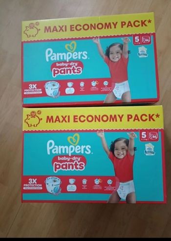 Lot de 2 maxi pack couches pampers pants taille 5