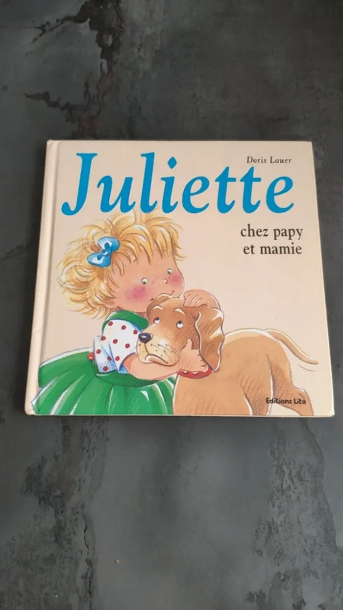 Juliette chez papy et mamie