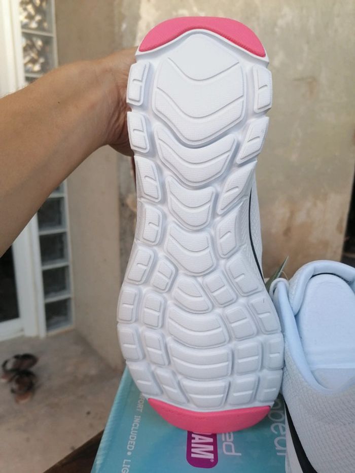 Basket Skechers femme - photo numéro 7