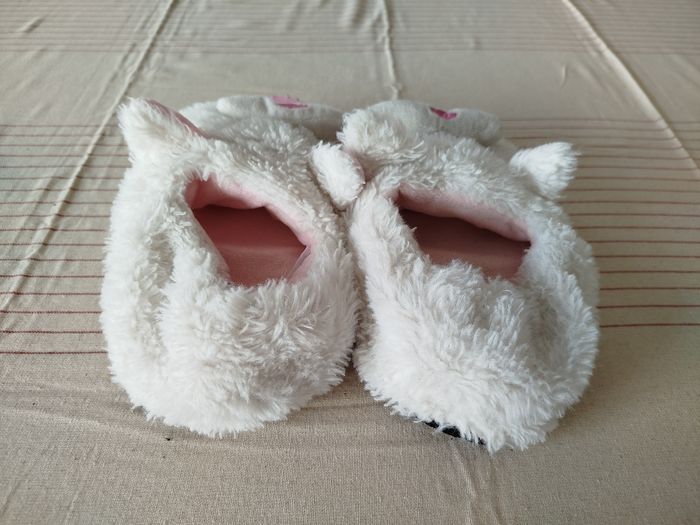 Chaussons ou pantoufles pointure 30 -31 - photo numéro 4