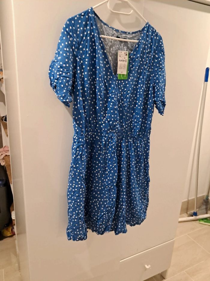 Robe kiabi v