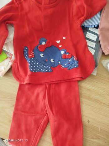 #kytie3moisfille. Ensemble taille 3 mois
