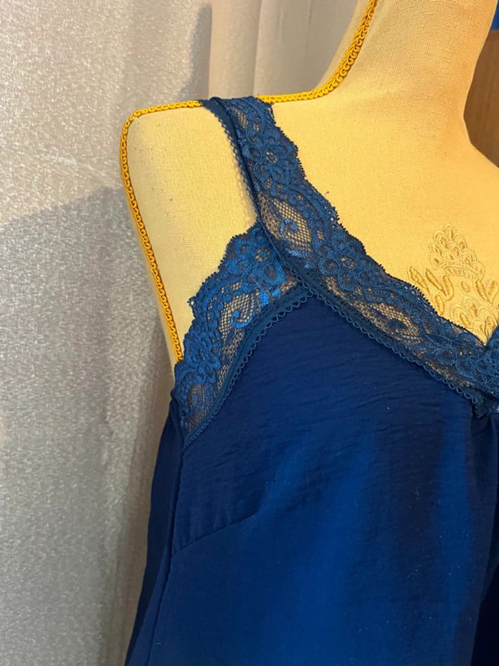 Debardeur dentelle marine taille unique - photo numéro 3