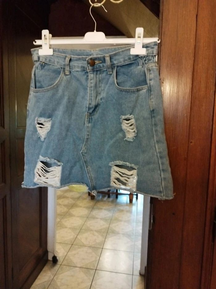 Jupe bleue en jeans déchiré Shein taille S/36 - photo numéro 4