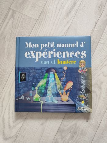 livre pour enfant mon petit manuel d'expériences