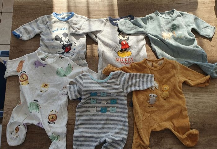 Lot pyjamas