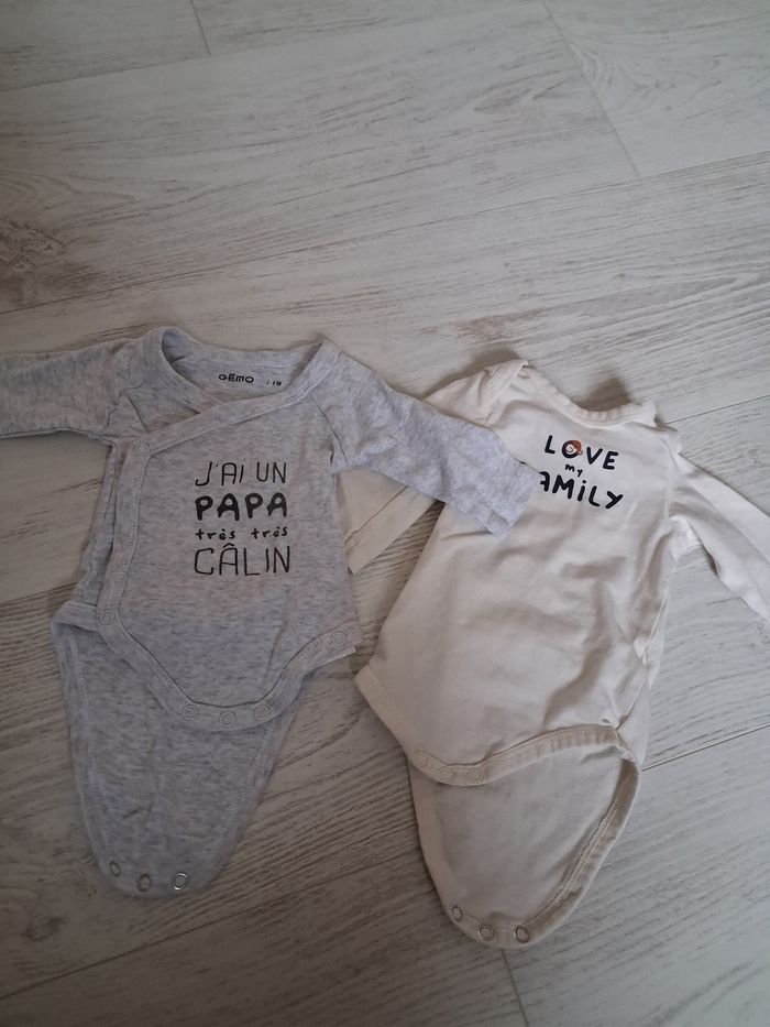 Lot 10 bodies 1 mois - photo numéro 9